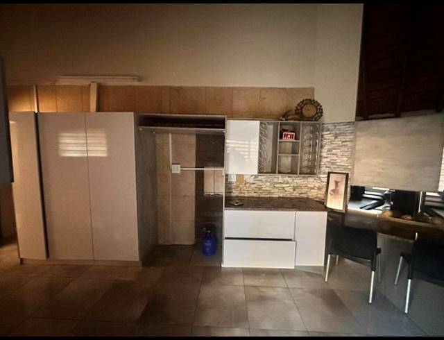 3 BEDROOM HOUSE FOR SALE IN KARENPARK